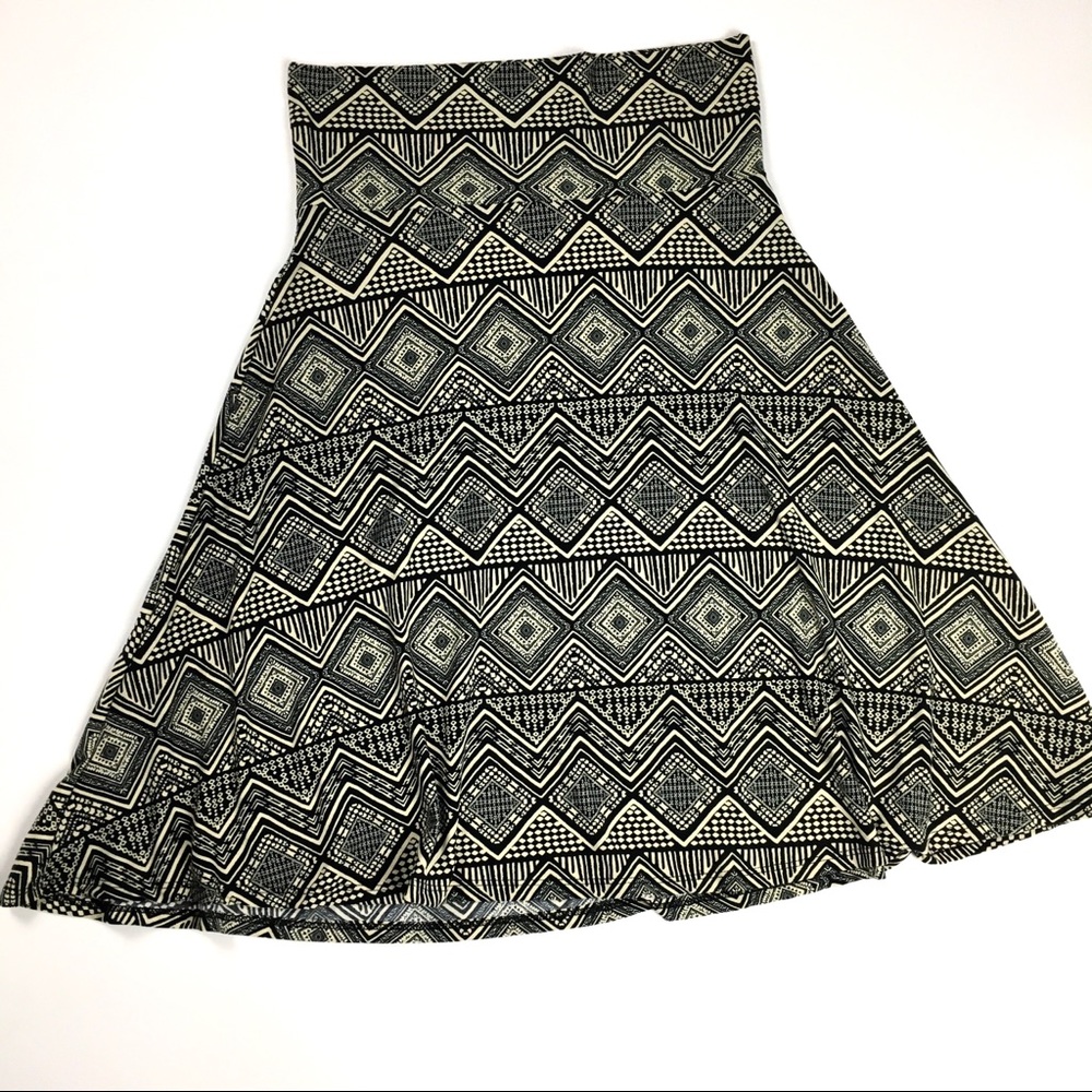 LuLaRoe Azure Skirt Black & White Cream Small